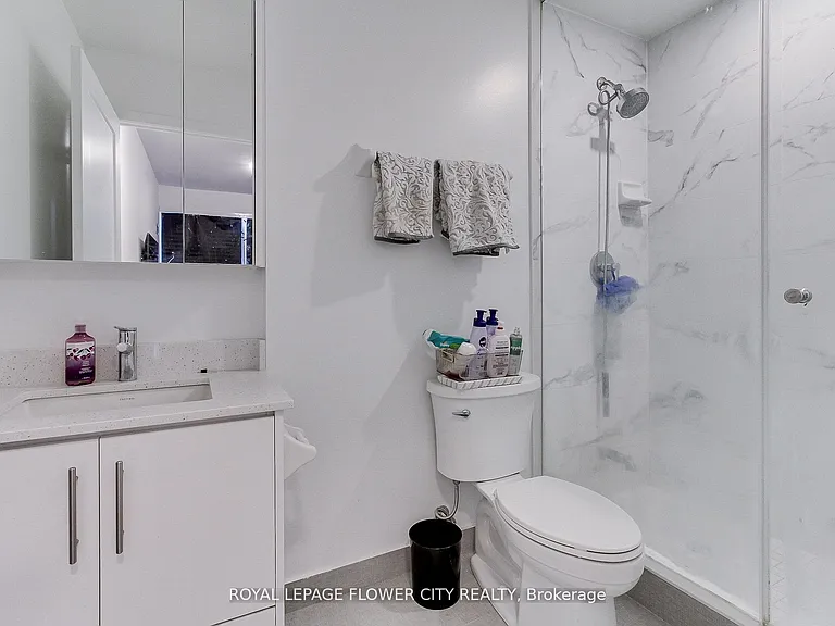 95 Oneida Cres #2305 — Photo 8