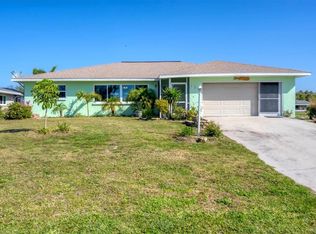 155 Caddy Rd, Rotonda West, FL 33947