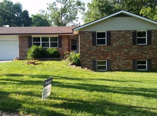 811 Sycamore Ln, Columbia, MO 65203