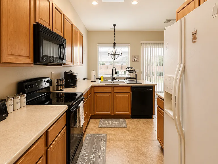 24350 W Fernwood Ct — Photo 14