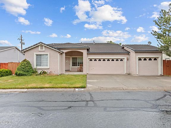2nd image of 1845 Stoneridge Dr