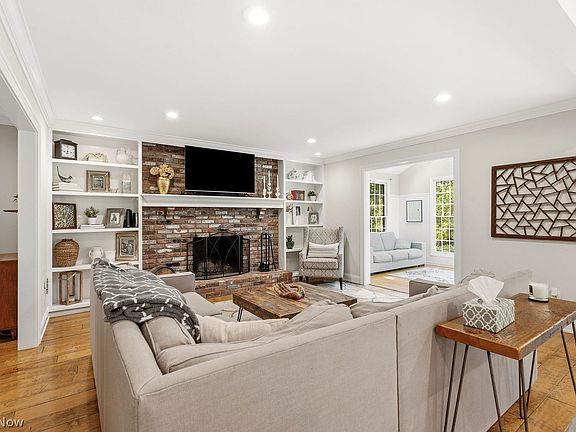 5th image of 10237 Old Orchard Dr