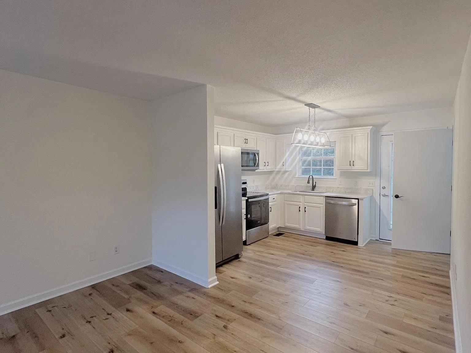 7163 Garfield Rd — Photo 2