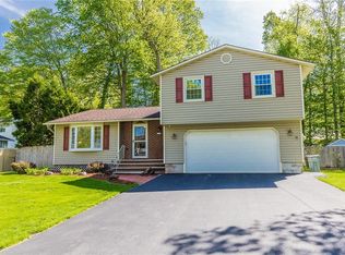 7730 Fireside Dr, Liverpool, NY 13090