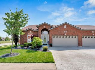 1340 Aspenshore Ave, Windsor, ON N8P 1Y4