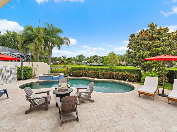 102 Euphrates Circle, Palm Beach Gardens, FL 33410