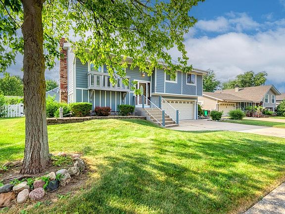 2nd image of 260 Cunningham Ln