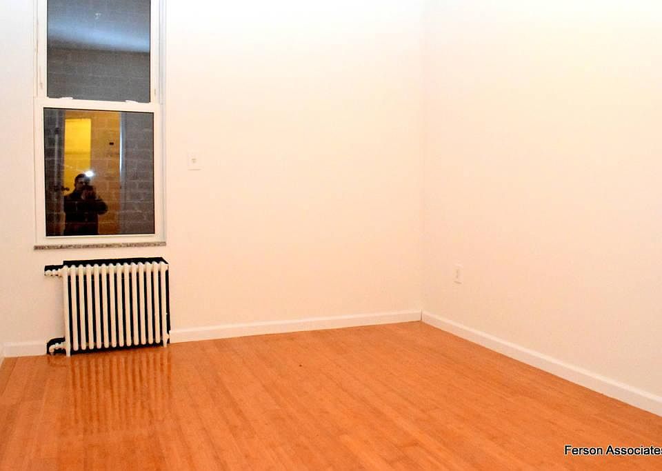 1st image of 3028 23rd St #2
