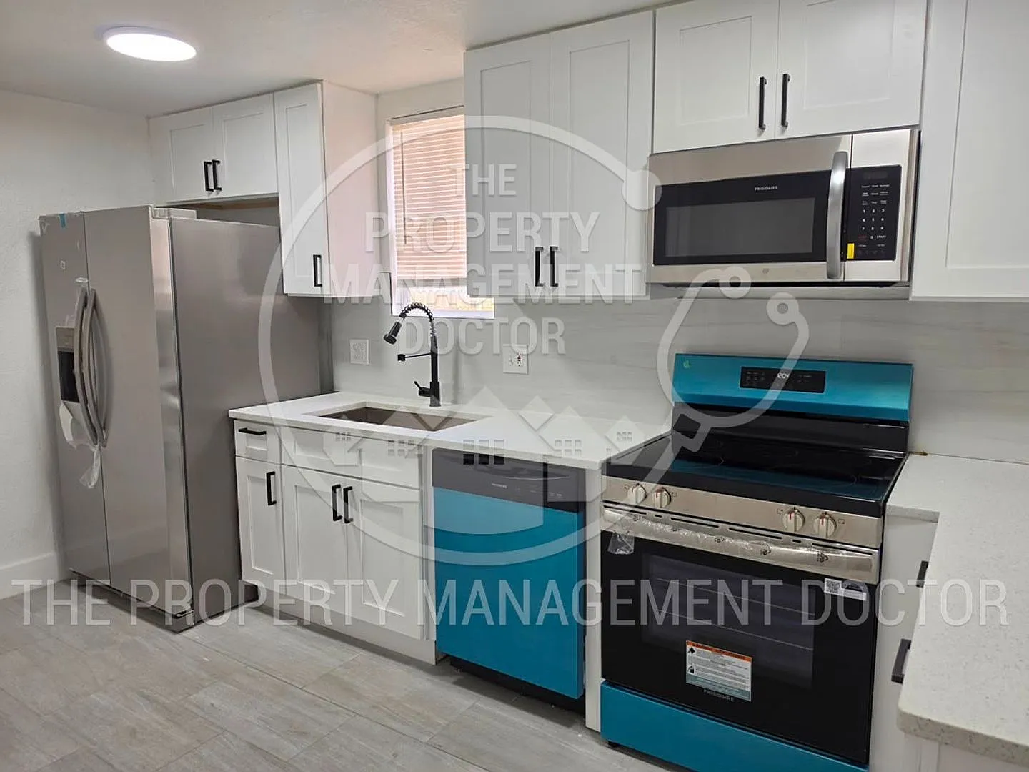 Comfortable 3-Bedroom Home in Prime Tampa Location Fully Remodeled! — Photo 3