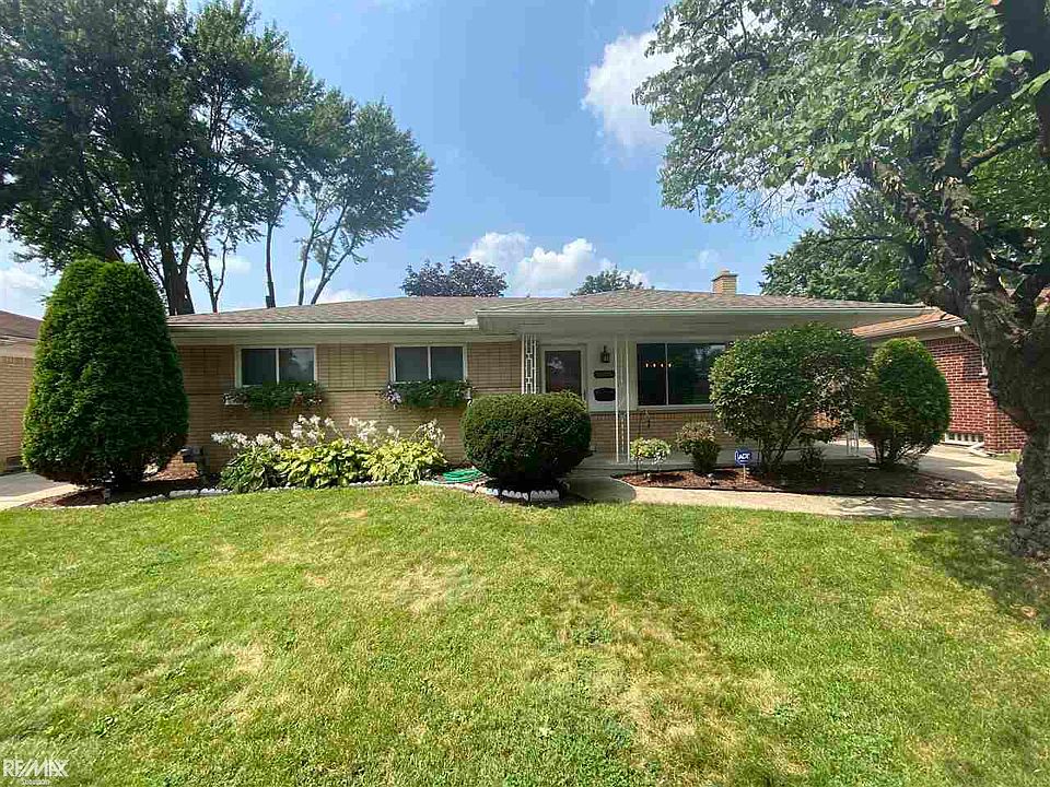1st image of 26639 Marilyn Ave