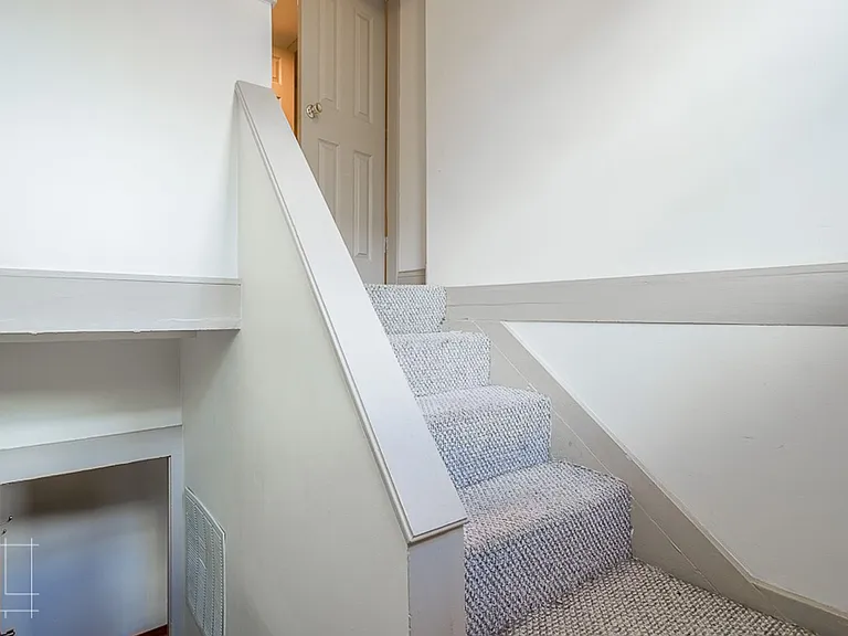 83 King Ave — Photo 44