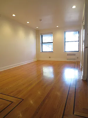 Rented by Waverly Realty Associates | media 4