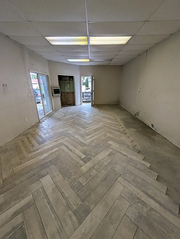 Studio, 1.0 bath, 2576 sqft, $995 — Photo 3