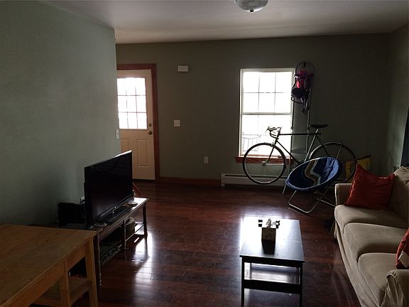 Living room, floor 1