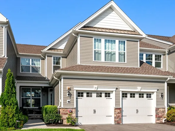 51 Glen Ellen Blvd #51, Millis, MA 02054