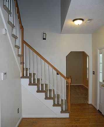 2nd image of 5860 Montpelier Dr