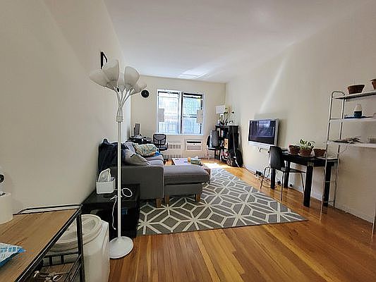 1st image of 506 E 88th St #3XX