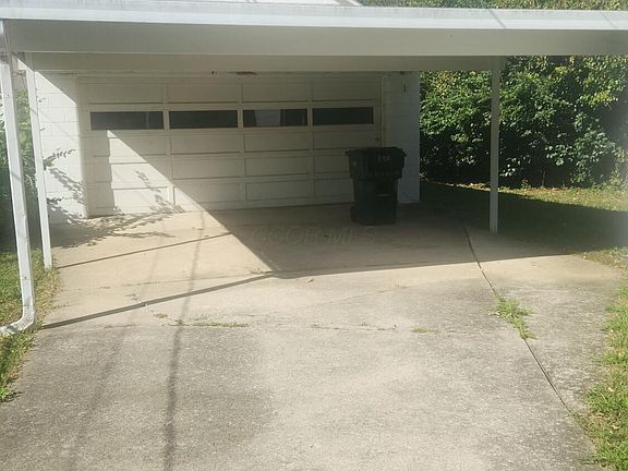 3rd image of 559 S Waverly St