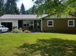 12 Shepherd Dr, Troy, NY 12180