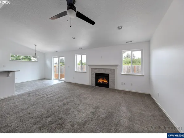 1219 Chukar St, Stayton, OR 97383