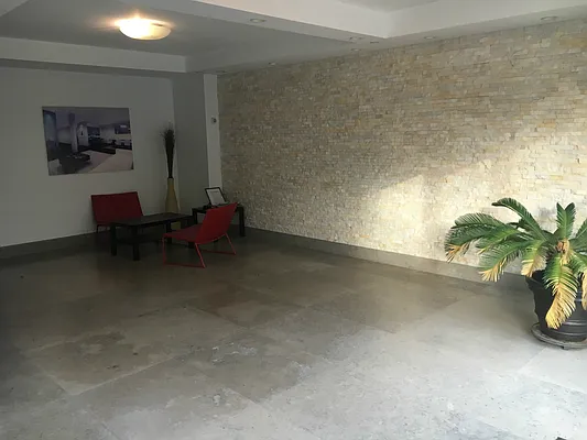 Rented by Keller Williams NYC | media 100