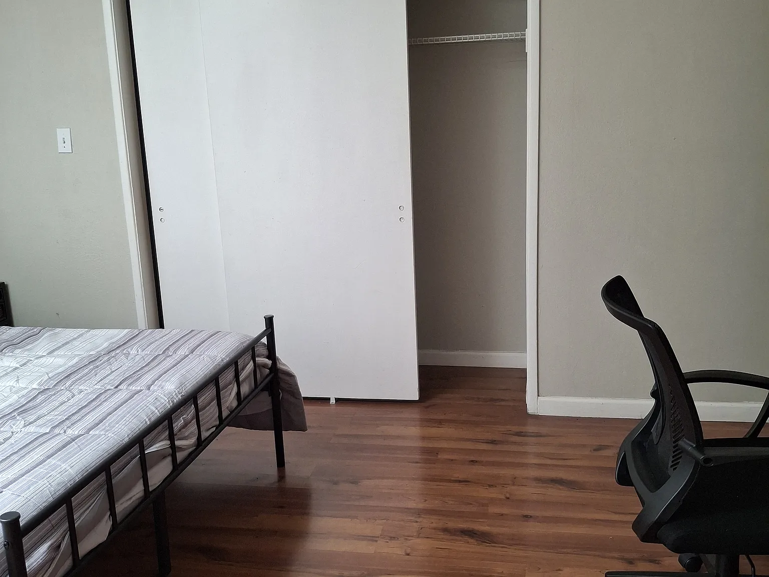 6 bed, 3.5 bath, 2322 sqft, $845 — Photo 4