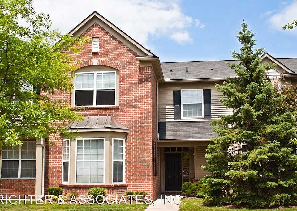 1st image of 47744 Pembroke Dr #112