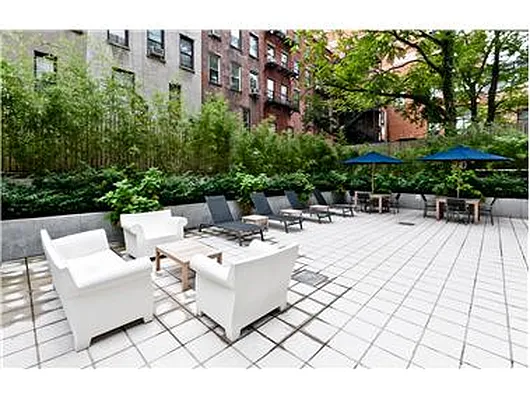 Sold by Douglas Elliman | media 20