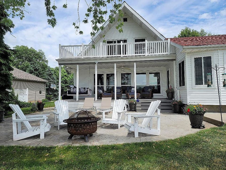 1st image of 6636 Peninsula Way