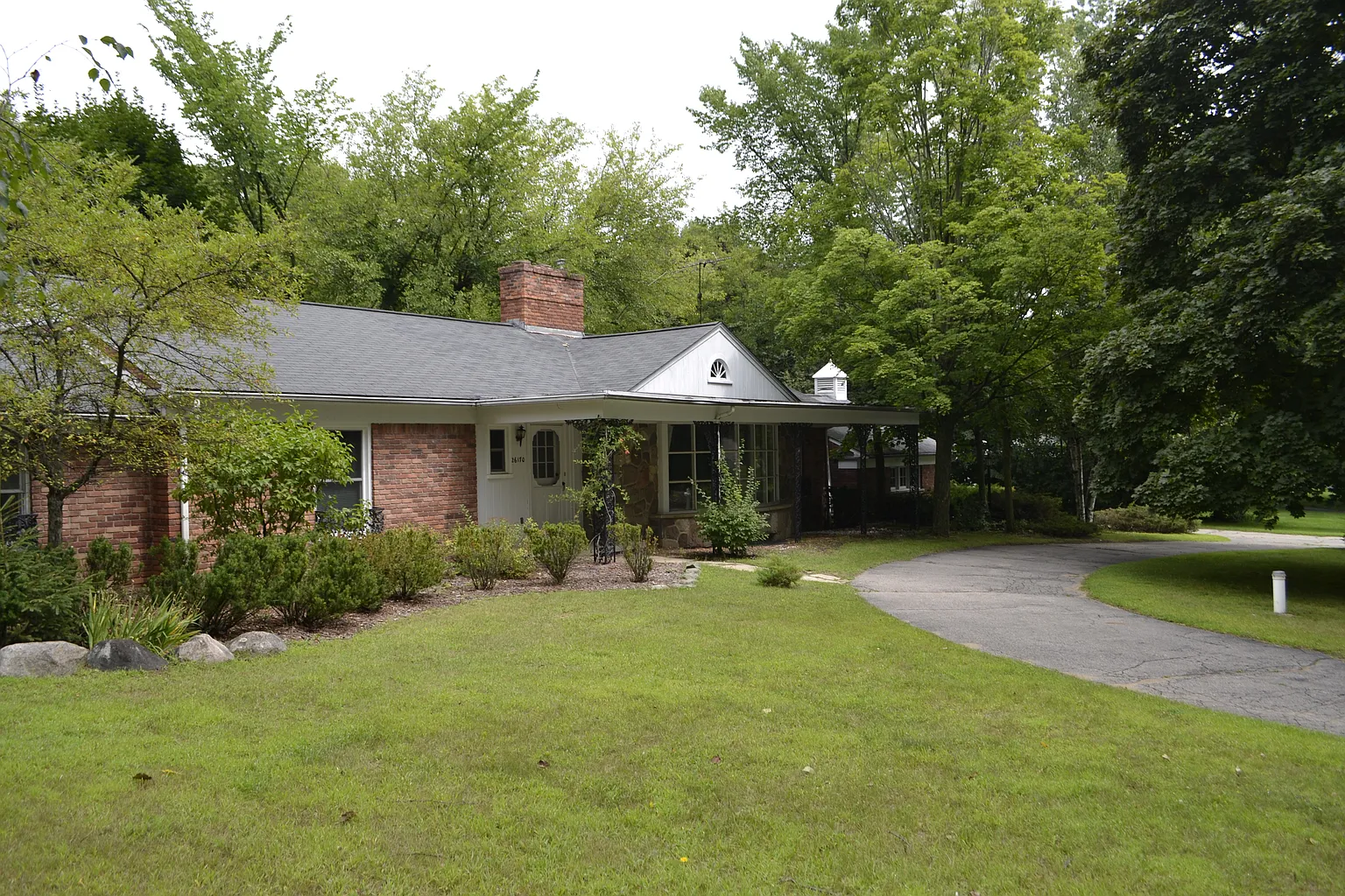 26170 Hersheyvale Dr photo 1