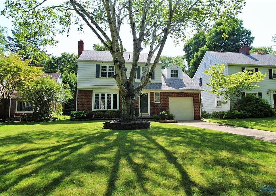 1st image of 2708 Pemberton Dr
