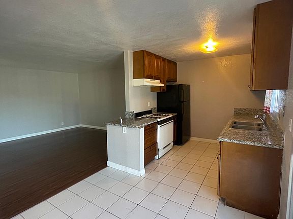 4th image of 3517 Highland Ave #1