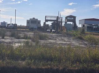 1379 Mabry St, Gilchrist, TX 77617