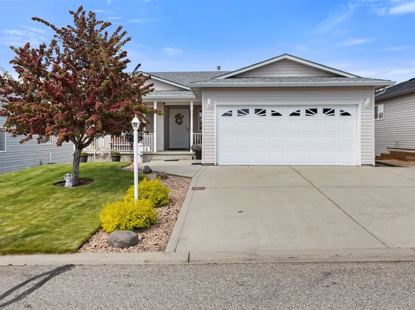 4450 Postill Dr #14, Central Okanagan East, BC V1X 7T9