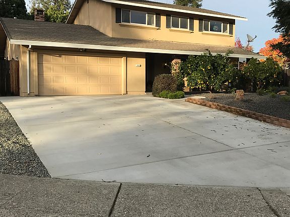 2nd image of 8121 Highwood Way
