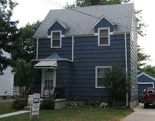 2116 Lyons Ave photo 1