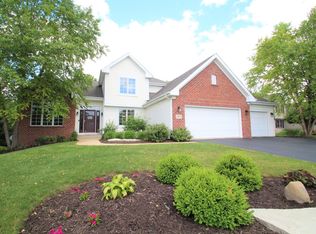 2912 Country Meadow Ln, Belvidere, IL 61008