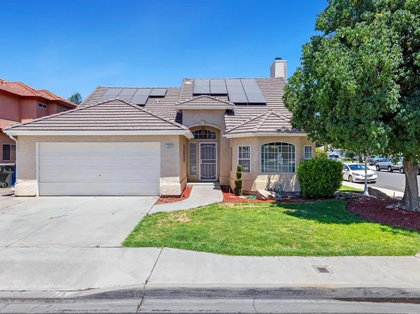 1053 Garland Ave, Clovis, CA 93612