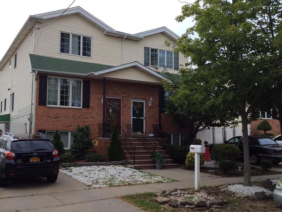 1st image of 448 Manhattan St