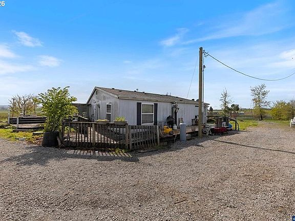 2nd image of 4065 Perrydale Rd