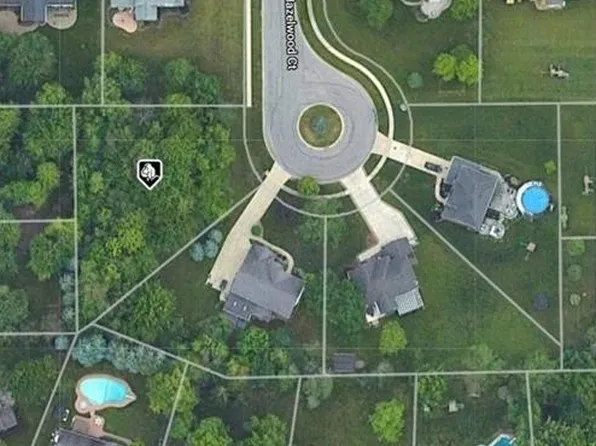 28 Hazelwood Ct #6, Grand Island, NY 14072