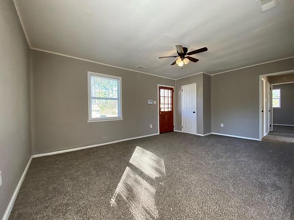 2nd image of 3254 Madewell St