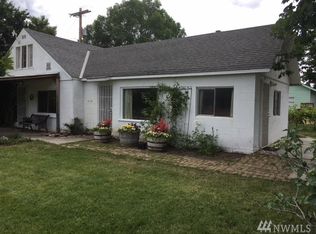 502 16th Ave, Oroville, WA 98844