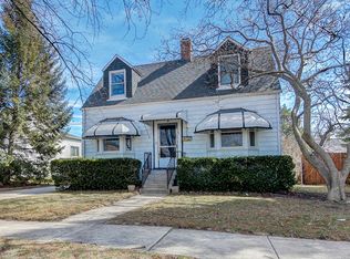 9217 S Homan Ave, Evergreen Park, IL 60805
