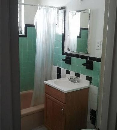 5th image of 1600 Pennsylvania Ave APT 17