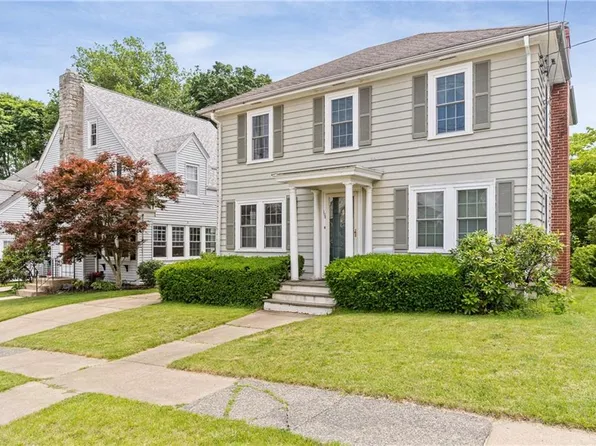 108 Longwood Ave, Warwick, RI 02888