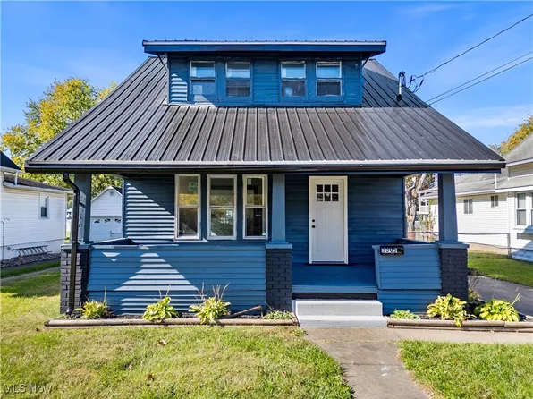 3305 4th Ave, Vienna, WV 26105