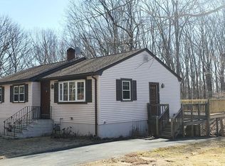 5 Merrimac St, Merrimac, MA 01860