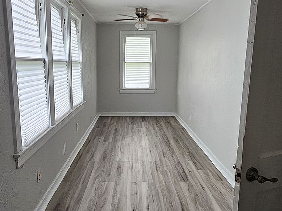 Florida room that can double as a spare bedroom