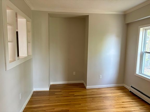3rd image of 6 Sampson Ave #1